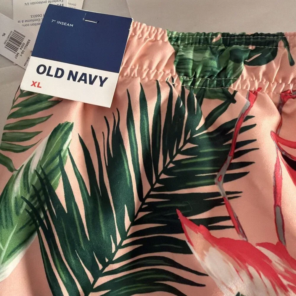 OLD NAVY Swim Trunks Board Shorts Men Size XL Pink Flamingos Beach Vacation NWT